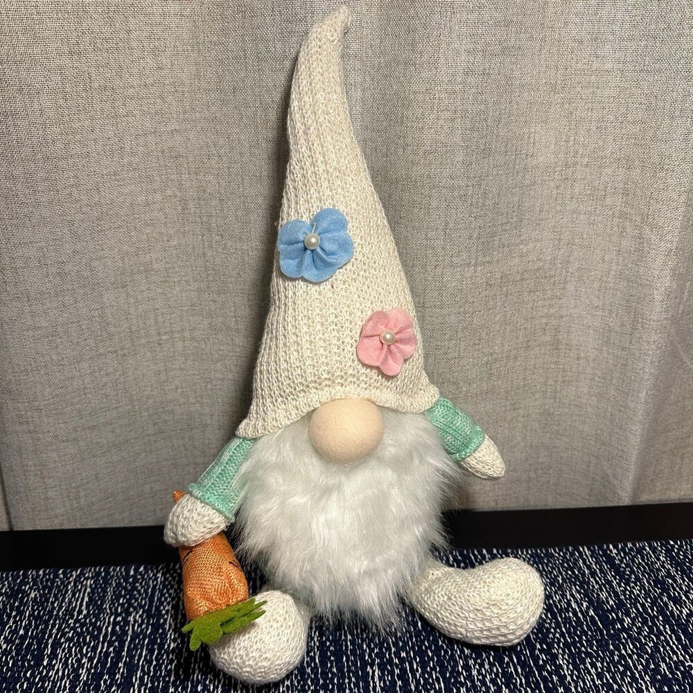 Holiday Decor Easter & Spring Gnome